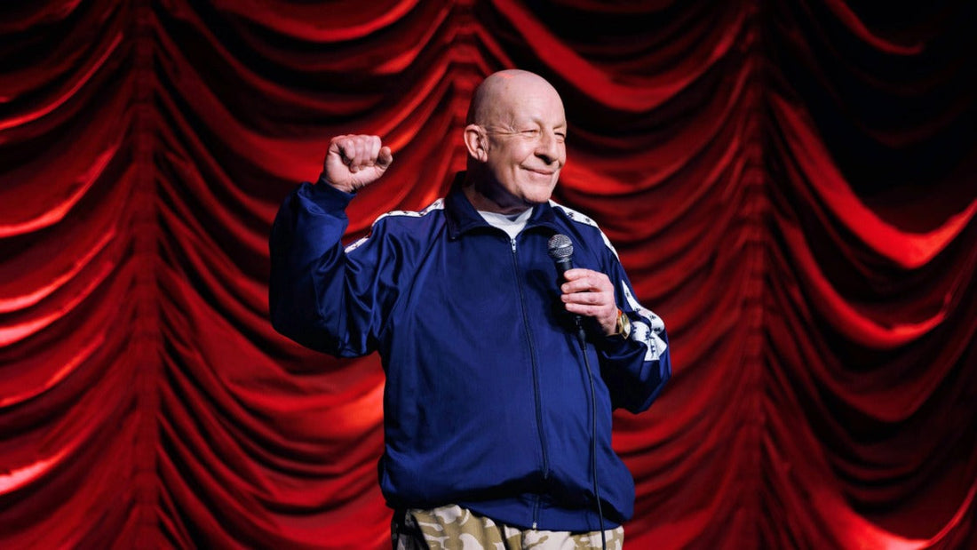 UK Comic Jeff Innocent Is “Smart Casual” In His Debut Special