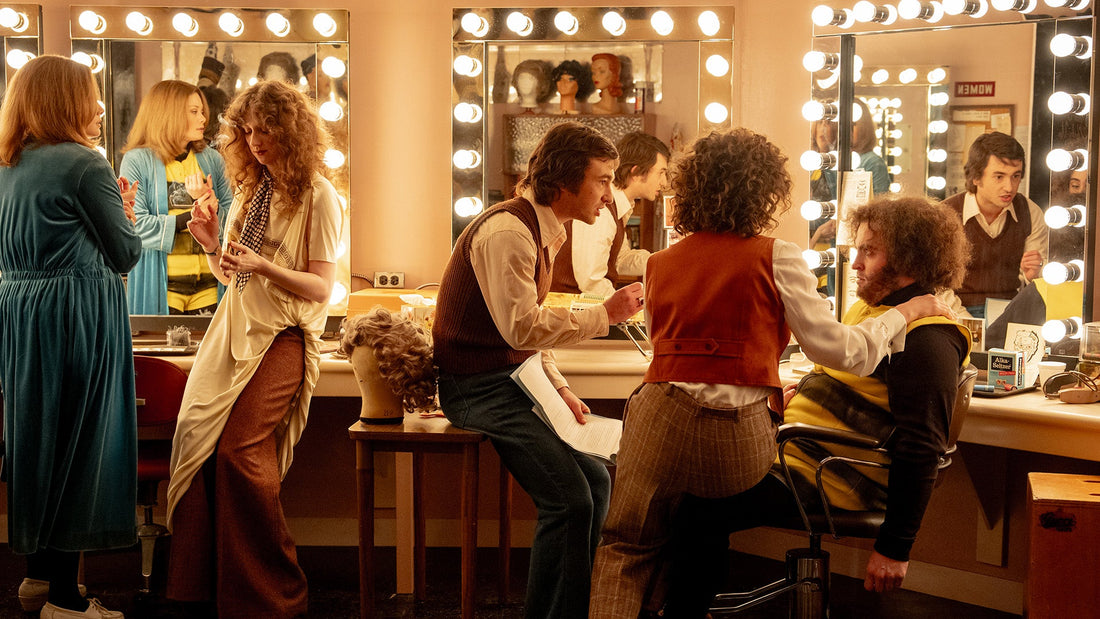 Jane Curtin (Kim Matula), Laraine Newman (Emily Fairn), Lorne Michaels (Gabriel LaBelle), Rosie Shuster (Rachel Sennott), and John Belushi (Matt Wood) in the Makeup Room in SATURDAY NIGHT. 