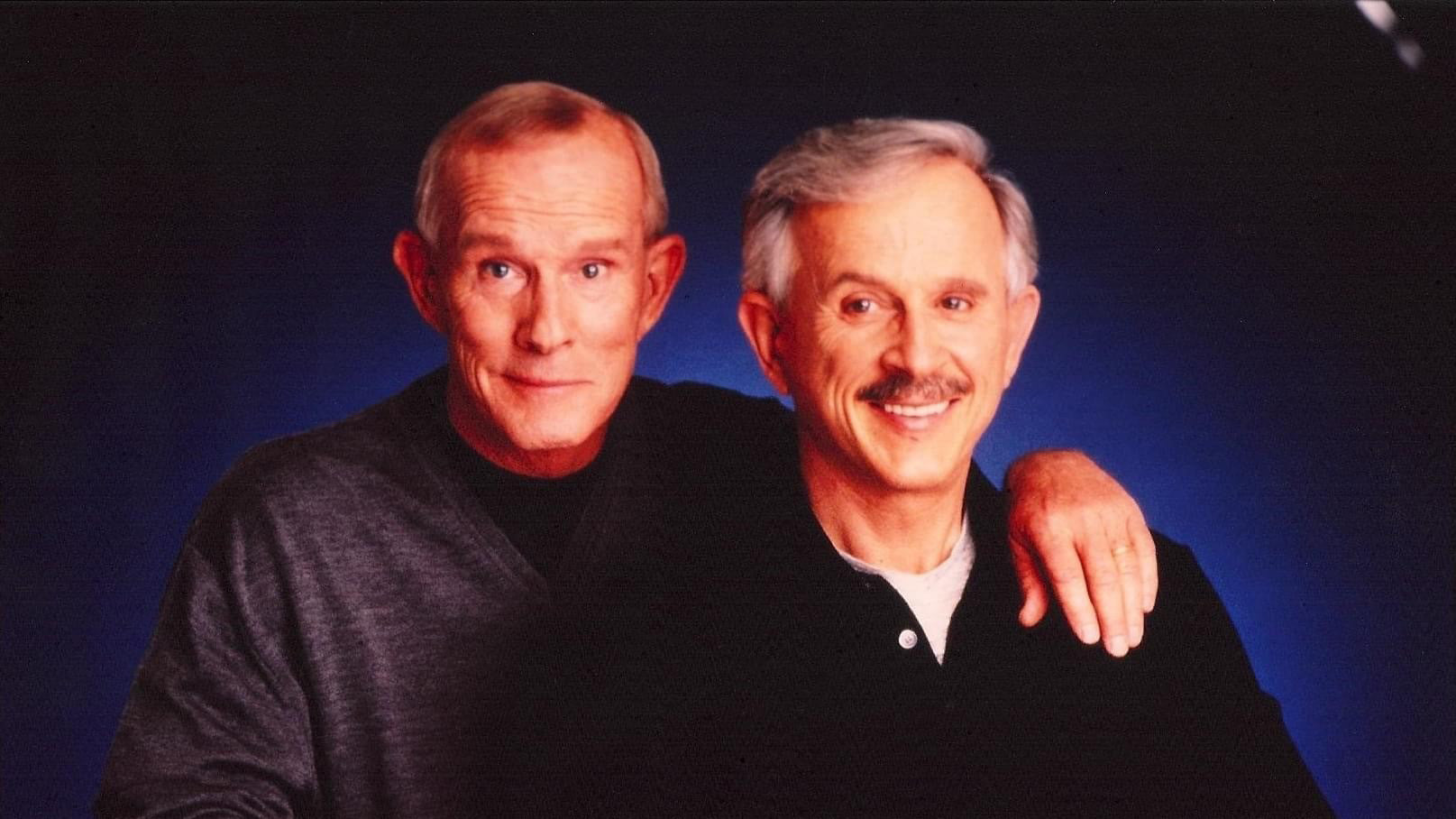 Tom Smothers, Half of Smothers Brothers Comedy Duo, Passed Away at 86