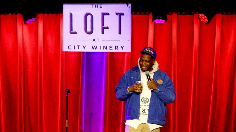michael-che-city-winery-nyc_d873b0a3-f15d-4f5c-8d76-273557ef4513