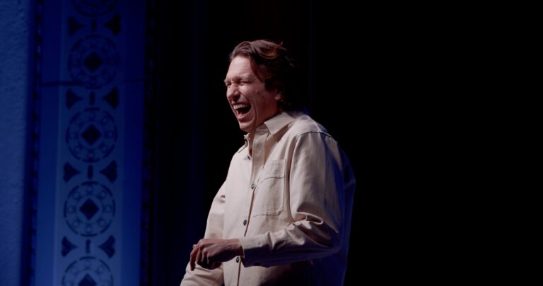 peteholmes_sillysillyfunboy-ss09_6faf4258-07b3-4f13-81a3-88656a7e05ef
