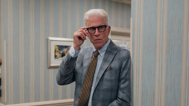ted-danson-a-man-on-the-inside-netflix-series-trailer